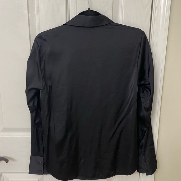 Abercrombie & Fitch black satin blouse. Never worn! - Picture 5 of 5